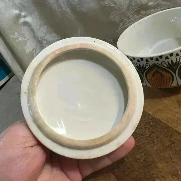 Vintage Kathie Winkle October Berry Covered Sugar Dish - Picture 4 of 5